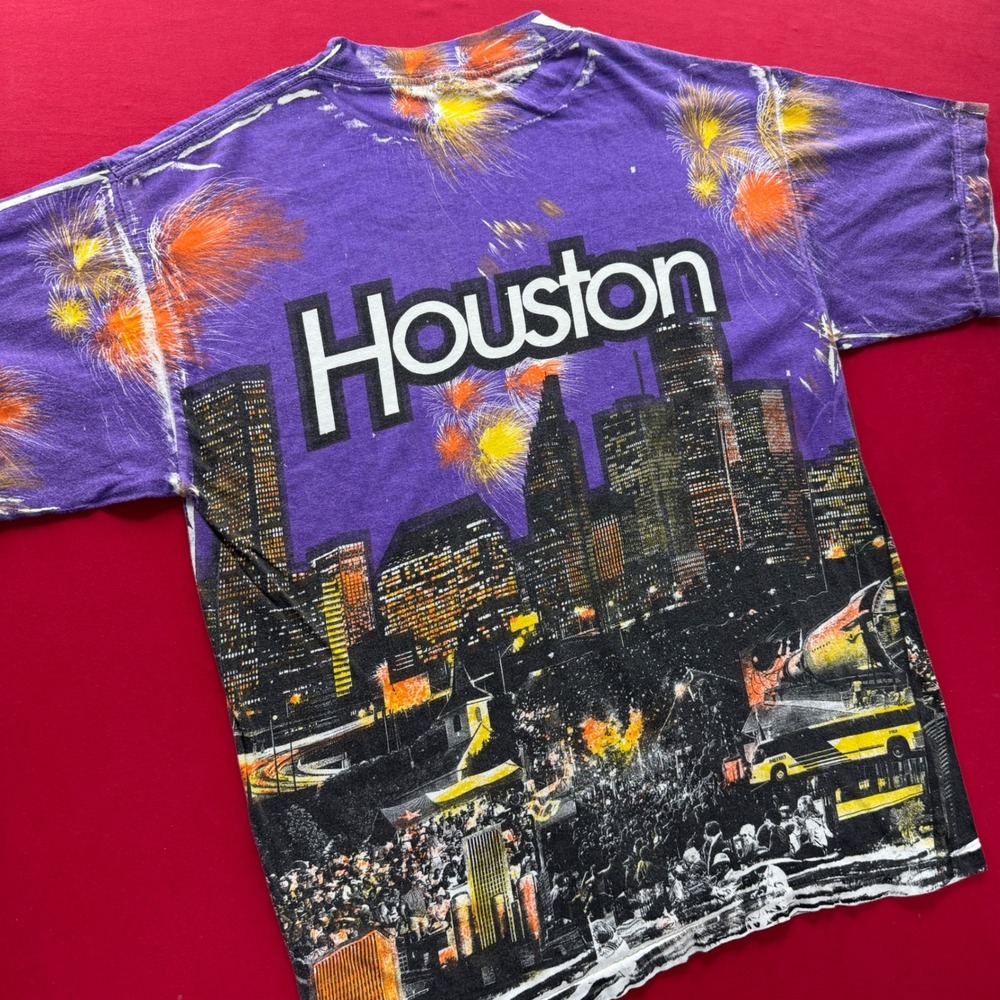 Vintage 90s Houston Skyline AOP T-Shirt Purple Fireworks Single Stitch Mens L